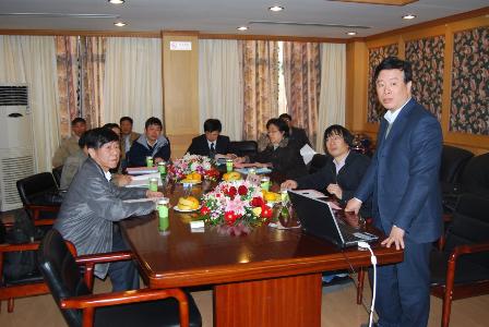 bevictor伟德分党委书记、材料实验教学中心唐颂超做验收汇报